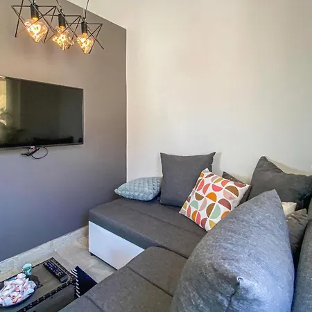 Gorgeous In With Wifi