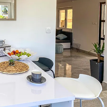 度假居 Gorgeous In With Wifi Rukavac (Primorje-Gorski Kotar)